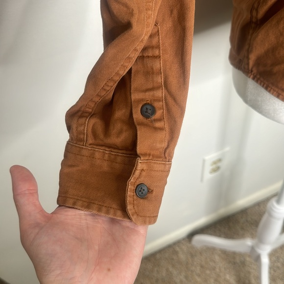 Girl’s Old Navy Cotton Button Up Top Size Large (10/12) - Picture 4 of 11